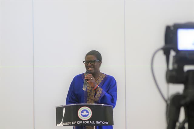 Deaconess Nike Ishola